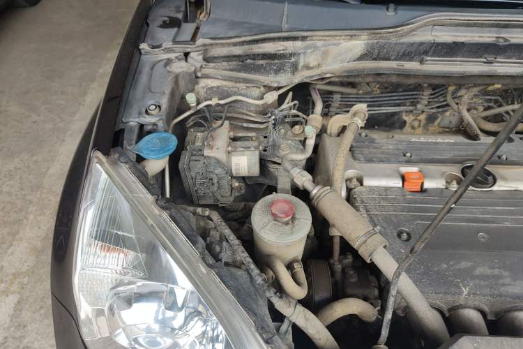Used Honda CR-V 2007 2.4L automatic four-wheel drive Prestige Edition Engine Bay Right