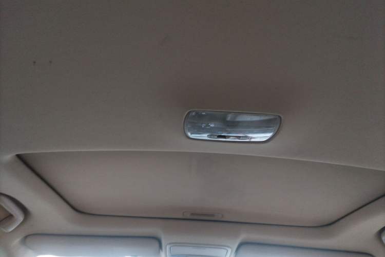 Used Honda CR-V 2007 2.4L automatic four-wheel drive Prestige Edition Headliner
