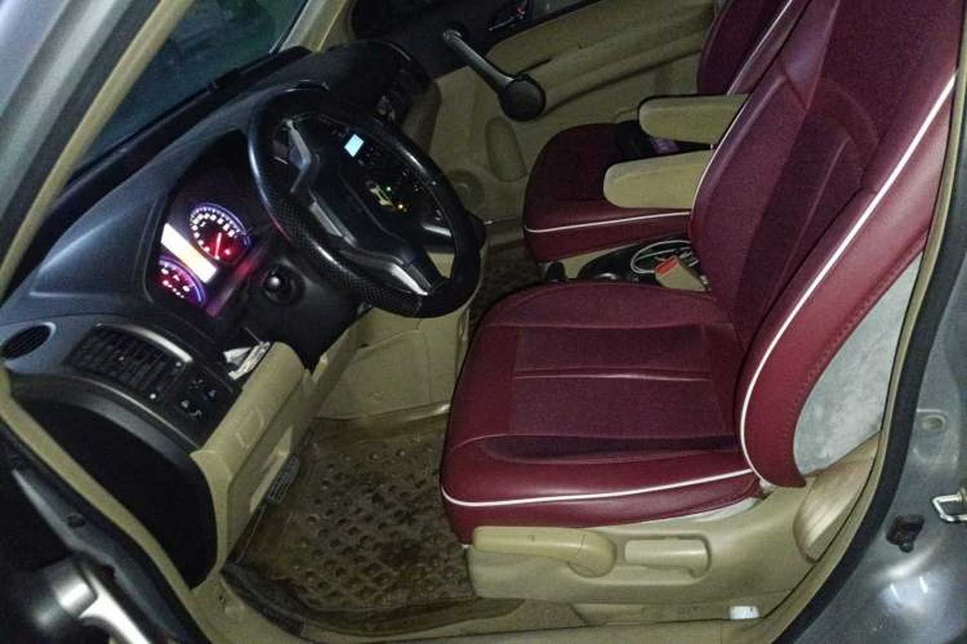 Used Honda CR-V 2007 2.0L Automatic Four-Wheel Drive Classic Edition Left Front Seat