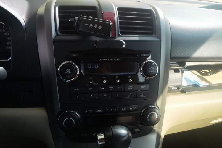 Used Honda CR-V 2007 2.4L automatic four-wheel drive luxury edition Audio And AC Panel