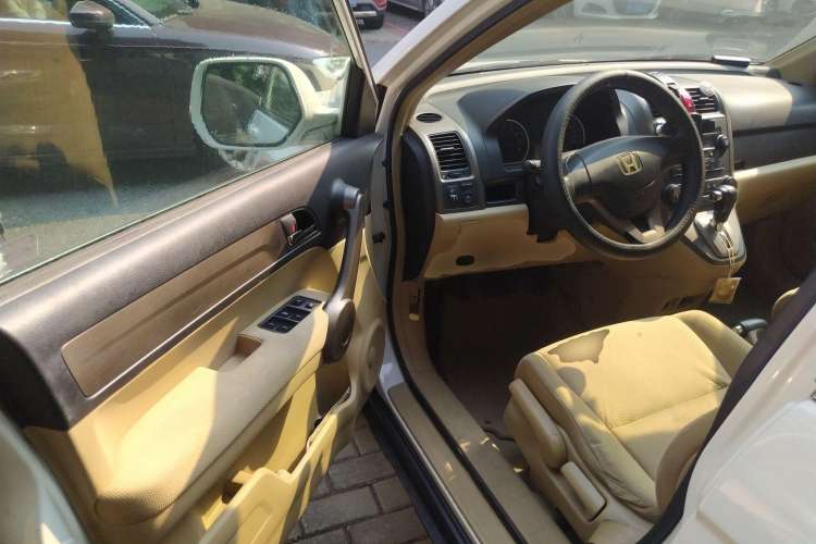 Used Honda CR-V 2007 2.0L Automatic Four-Wheel Drive Classic Edition Driver Seat