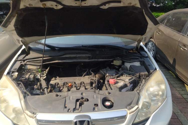 Used Honda CR-V 2007 2.0L Automatic Four-Wheel Drive Classic Edition Engine Bay Left