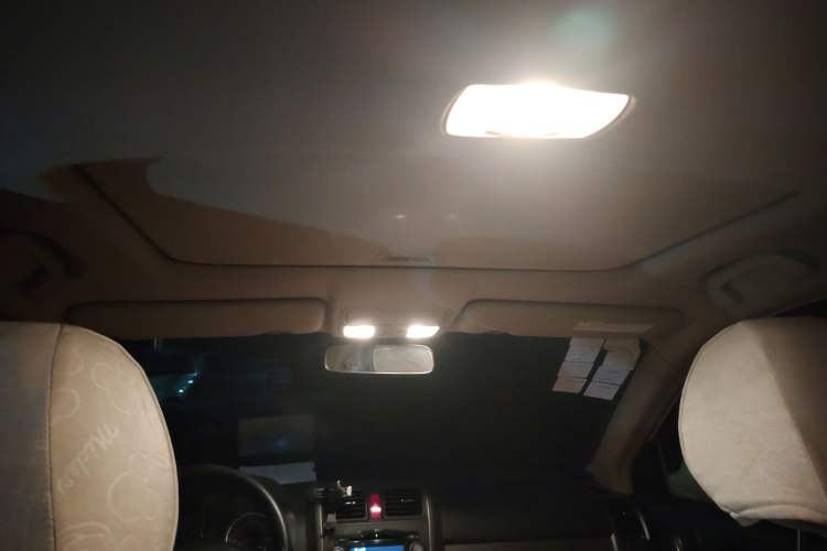 Used Honda CR-V 2007 2.0L Automatic Four-Wheel Drive Classic Edition Headliner