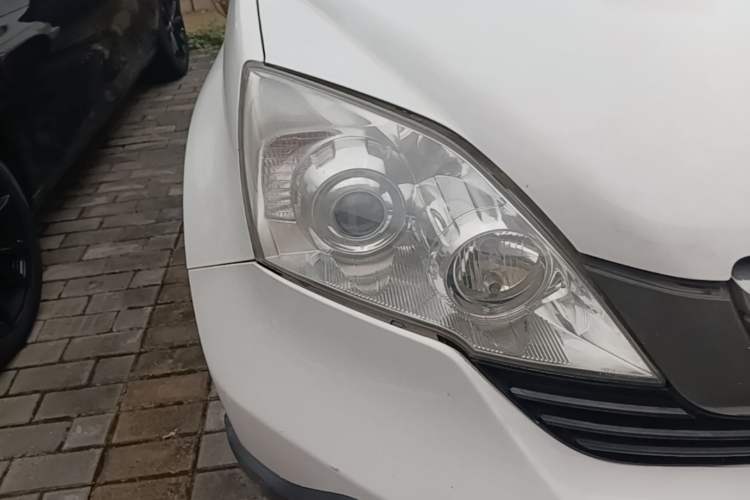 Used Honda CR-V 2007 2.0L Automatic Four-Wheel Drive Classic Edition Right Front Headlight