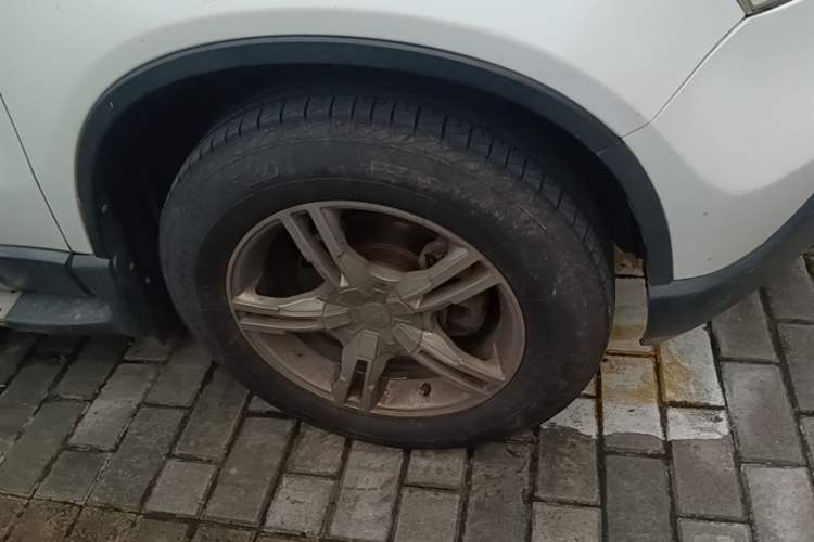 Used Honda CR-V 2007 2.0L Automatic Four-Wheel Drive Classic Edition Right Front Wheel Hub