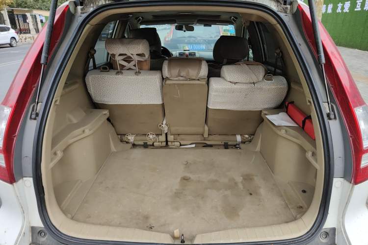 Used Honda CR-V 2007 2.0L Automatic Four-Wheel Drive Classic Edition Trunk