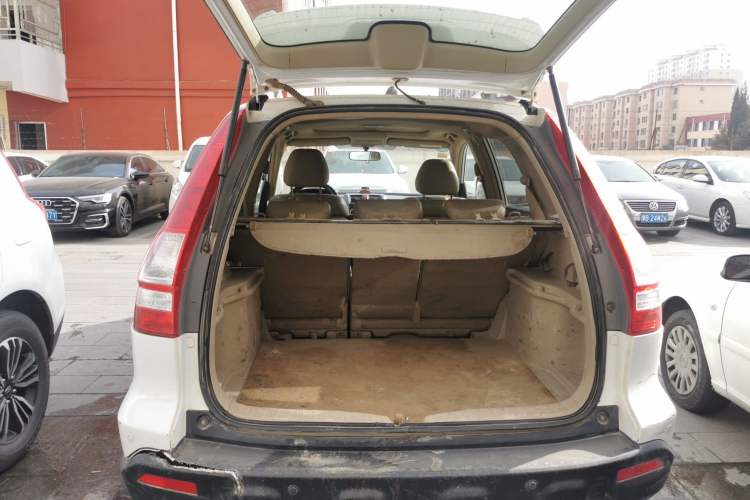 Used Honda CR-V 2007 2.4L automatic four-wheel drive luxury edition Trunk