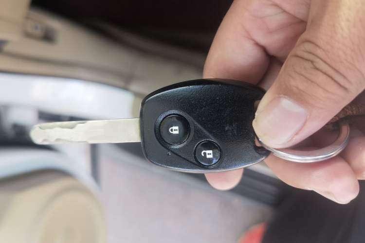 Used Honda CR-V 2007 2.4L automatic four-wheel drive luxury edition Vehicle Key