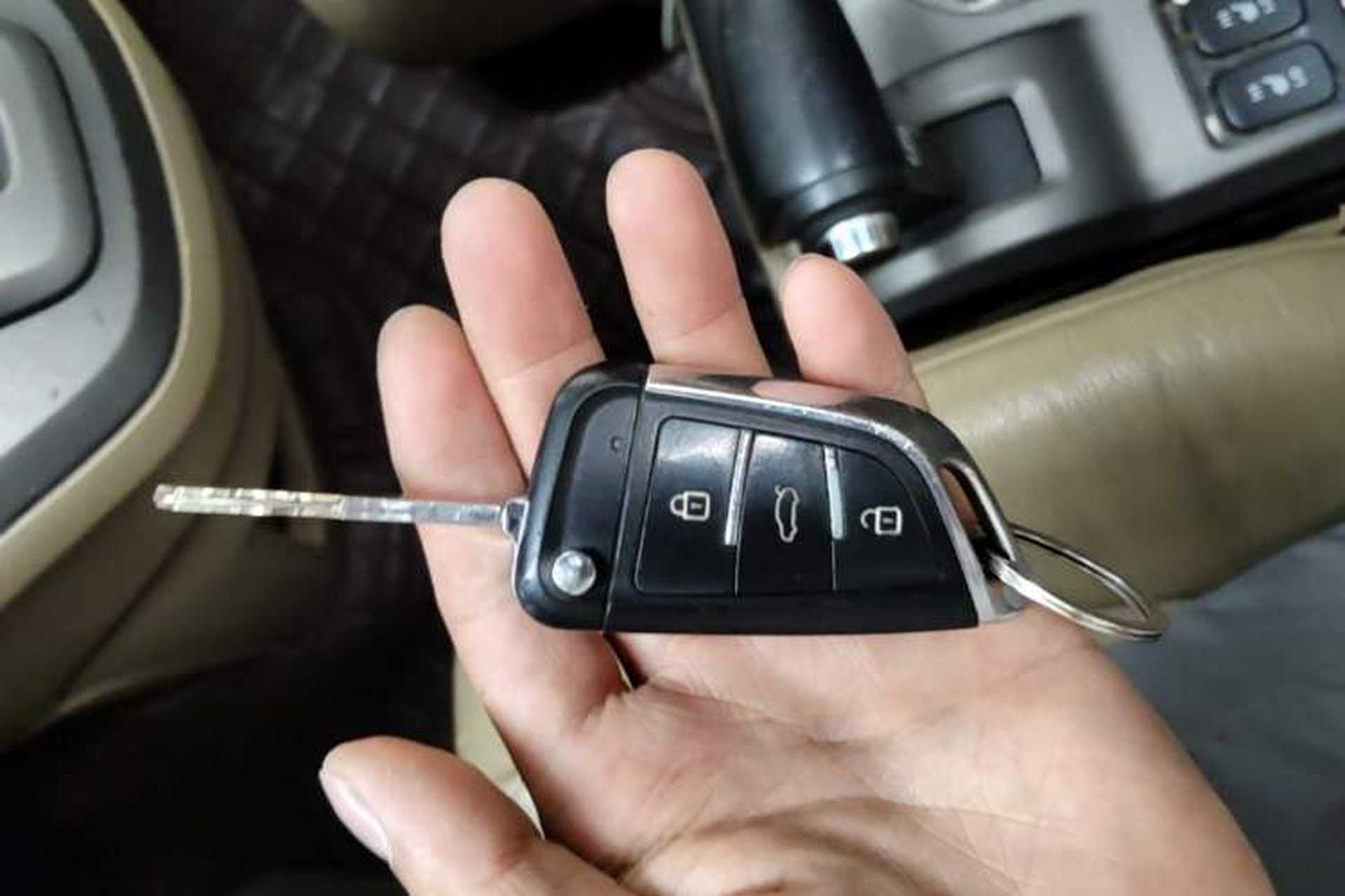 Used Honda CR-V 2007 2.4L automatic four-wheel drive luxury edition Vehicle Key