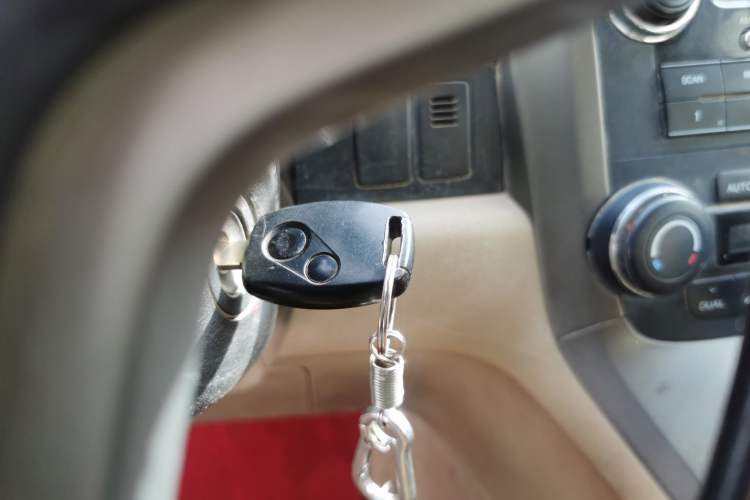 Used Honda CR-V 2007 2.4L automatic four-wheel drive luxury edition Vehicle Key