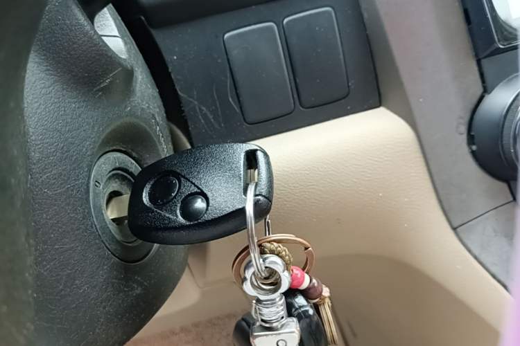 Used Honda CR-V 2007 2.0L Automatic Four-Wheel Drive Classic Edition Vehicle Key