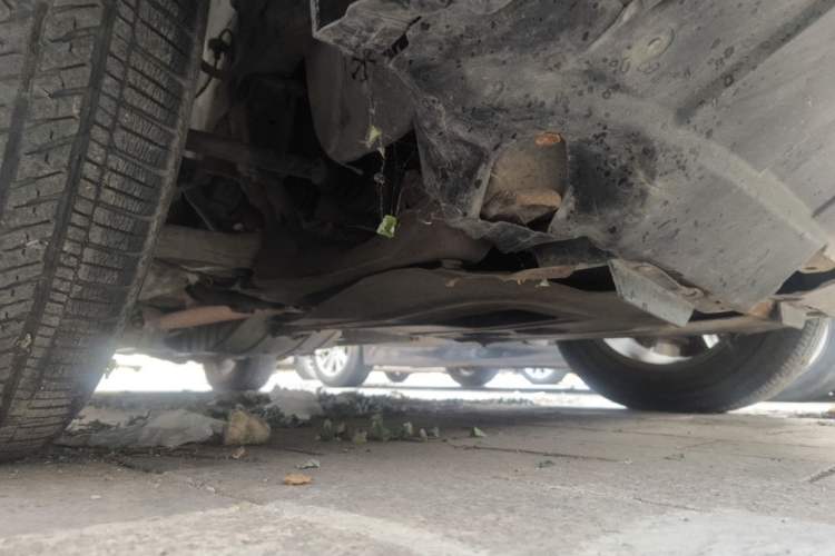 Used Honda CR-V 2008 2.0L automatic two-wheel drive urban version Chassis Front Right