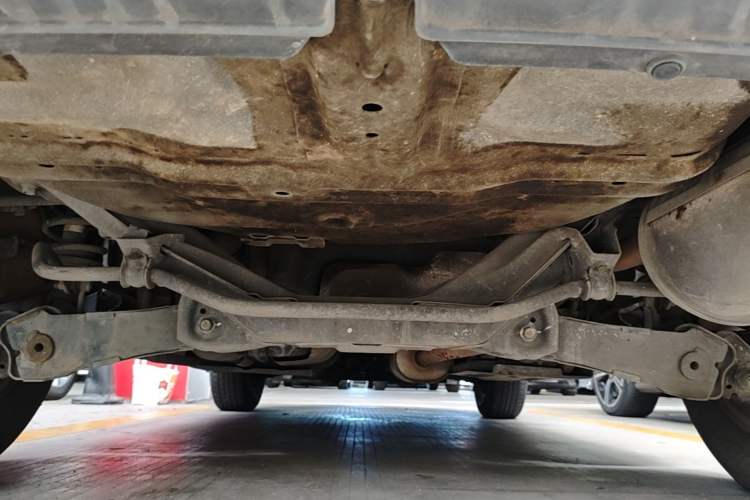 Used Honda CR-V 2008 2.0L automatic two-wheel drive urban version Chassis Rear