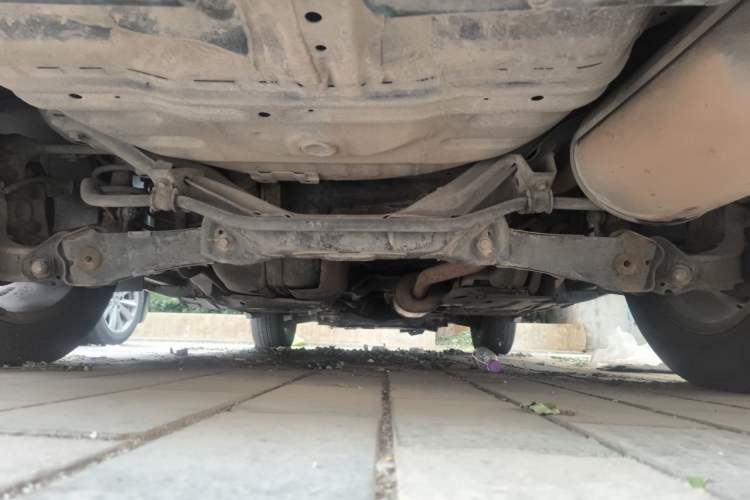 Used Honda CR-V 2008 2.0L automatic two-wheel drive urban version Chassis Rear