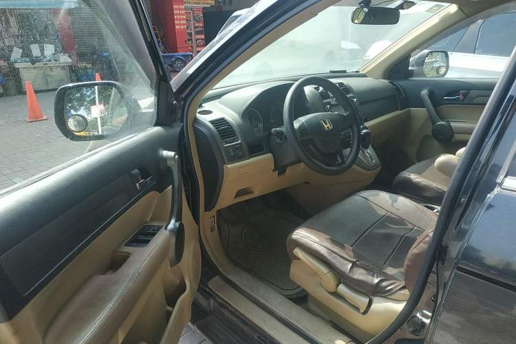 Used Honda CR-V 2008 2.0L automatic two-wheel drive urban version Driver Seat
