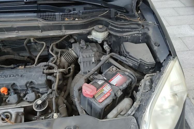 Used Honda CR-V 2008 2.0L automatic two-wheel drive urban version Engine Bay Left