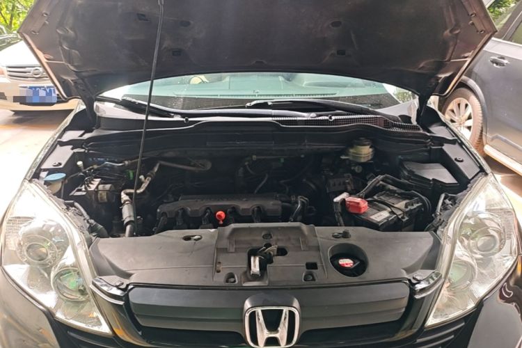 Used Honda CR-V 2008 2.0L automatic two-wheel drive urban version Engine Bay
