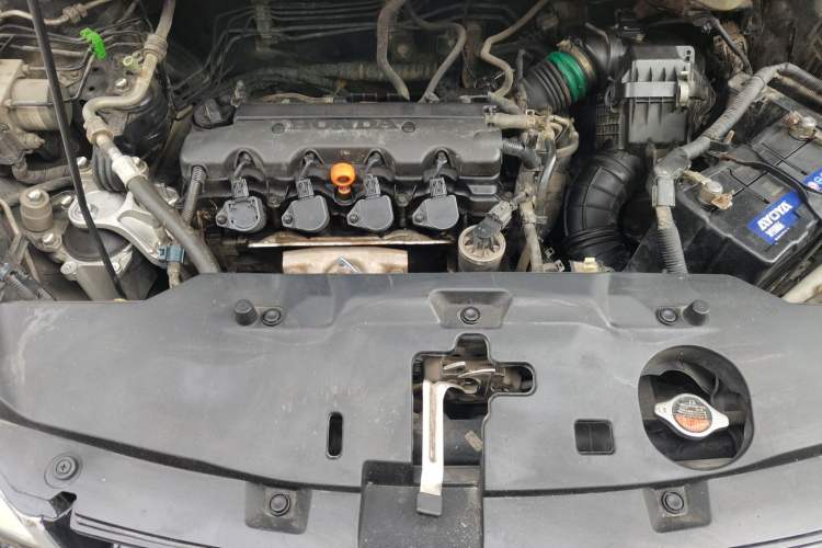 Used Honda CR-V 2008 2.0L automatic two-wheel drive urban version Engine Bay