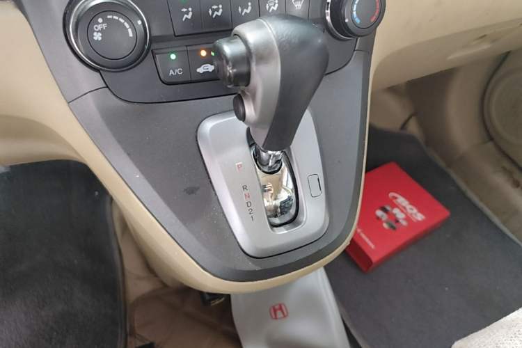 Used Honda CR-V 2008 2.0L automatic two-wheel drive urban version Gear Lever