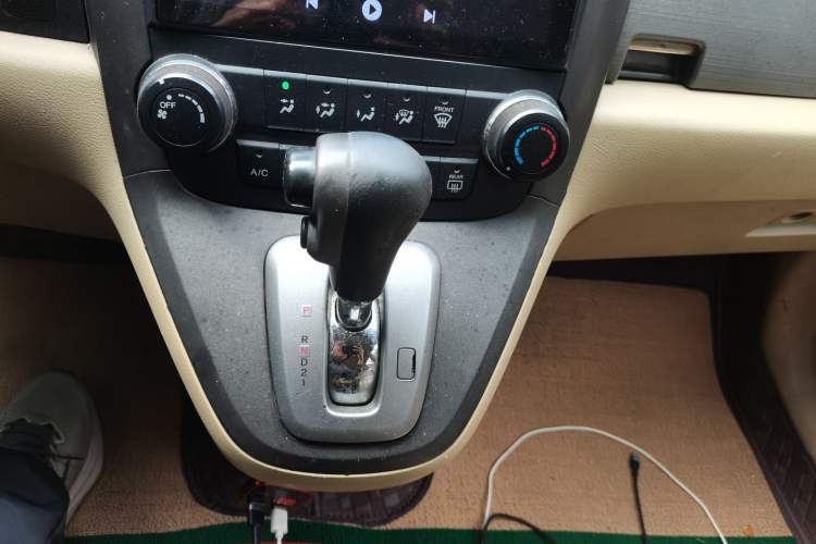 Used Honda CR-V 2008 2.0L automatic two-wheel drive urban version Gear Lever