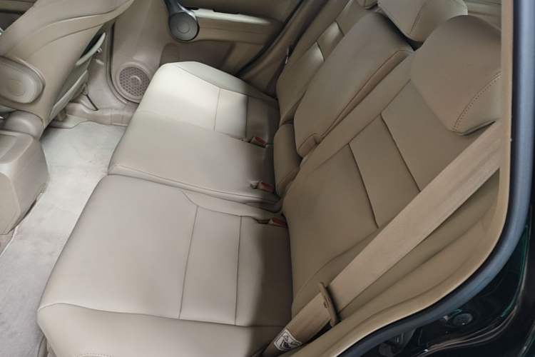 Used Honda CR-V 2008 2.0L automatic two-wheel drive urban version Left Rear Seat