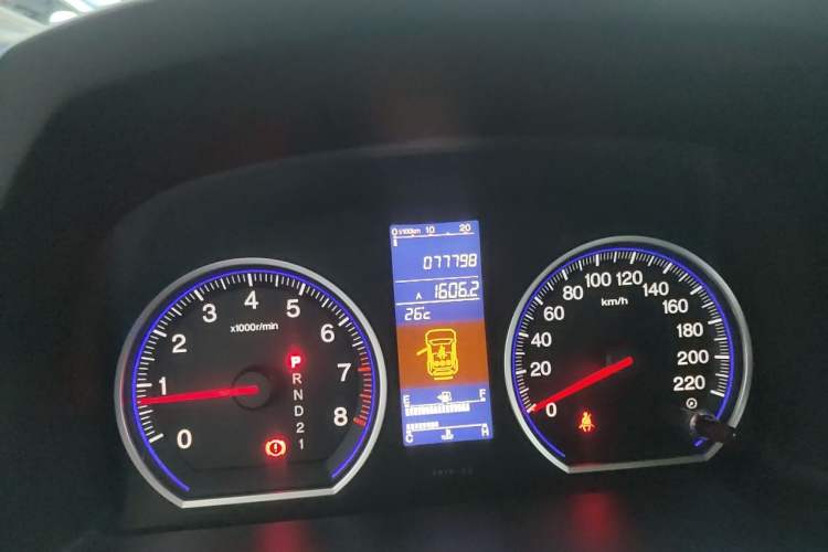 Used Honda CR-V 2008 2.0L automatic two-wheel drive urban version Odometer Close Up