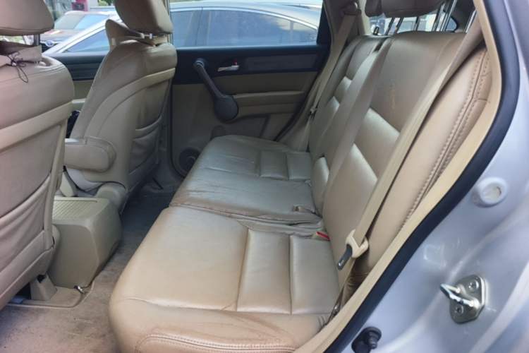 Used Honda CR-V 2008 2.0L automatic two-wheel drive urban version Left Rear Seat