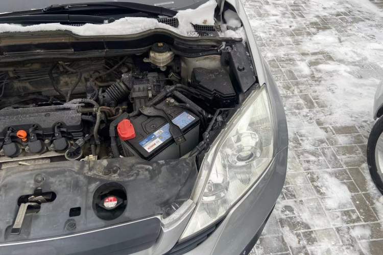 Used Honda CR-V 2008 2.0L automatic two-wheel drive urban version Engine Bay Left