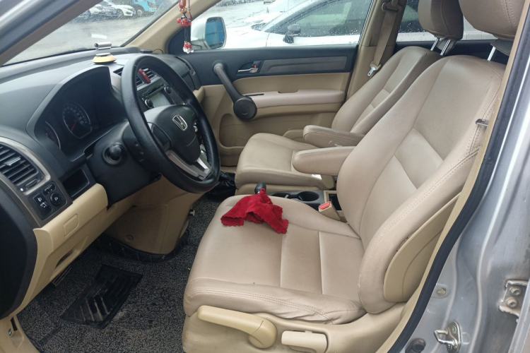 Used Honda CR-V 2008 2.0L automatic two-wheel drive urban version Left Front Seat