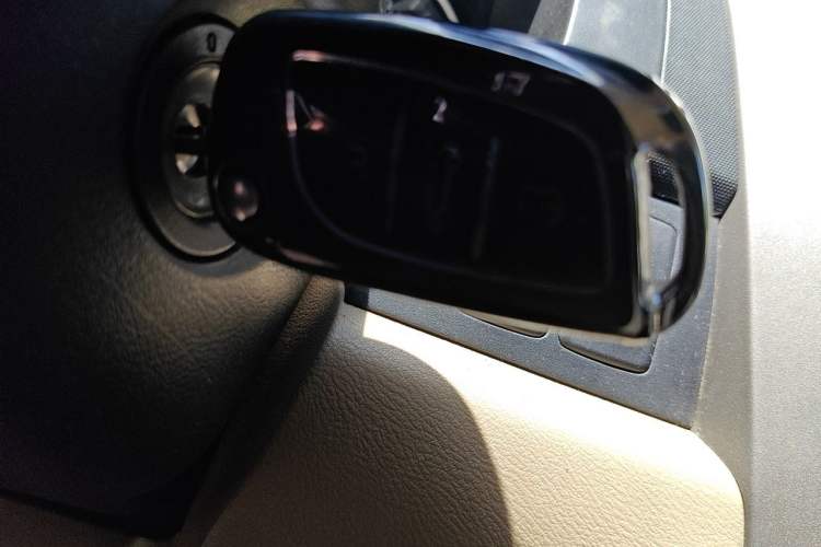 Used Honda CR-V 2008 2.0L automatic two-wheel drive urban version Vehicle Key