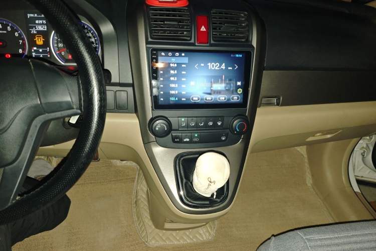 Used Honda CR-V 2008 2.0L manual two-wheel drive urban version Audio And AC Panel