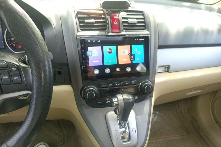 Used Honda CR-V 2010 2.4L automatic four-wheel drive luxury version Audio And AC Panel