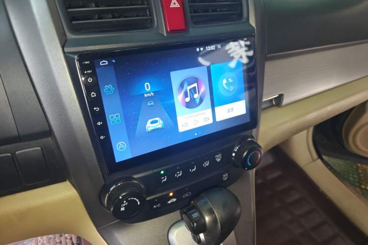 Used Honda CR-V 2010 2.0L automatic two-wheel drive urban version Audio And AC Panel