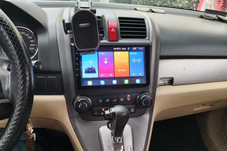 Used Honda CR-V 2010 2.0L automatic two-wheel drive urban version Audio And AC Panel