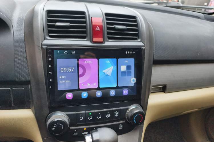 Used Honda CR-V 2010 2.0L Automatic Four-Wheel Drive Classic Edition Audio And AC Panel
