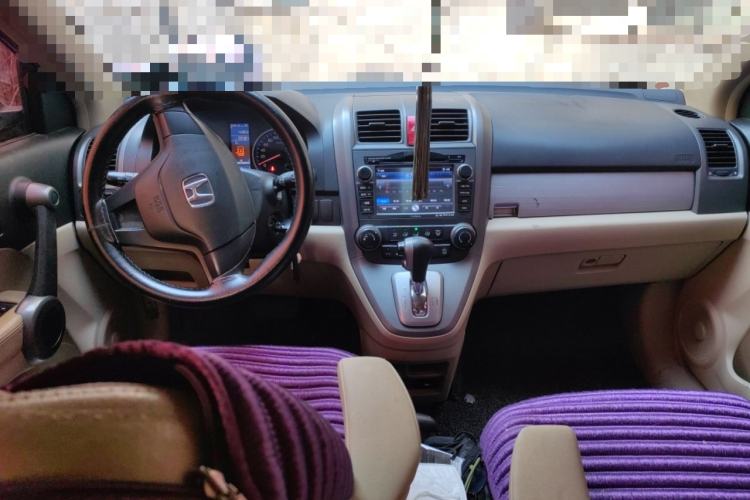 Used Honda CR-V 2010 2.0L automatic two-wheel drive urban version Center Console