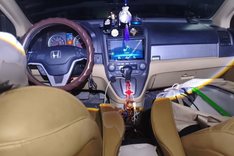 Used Honda CR-V 2010 2.4L Automatic Four-Wheel Drive Prestige Edition Center Console