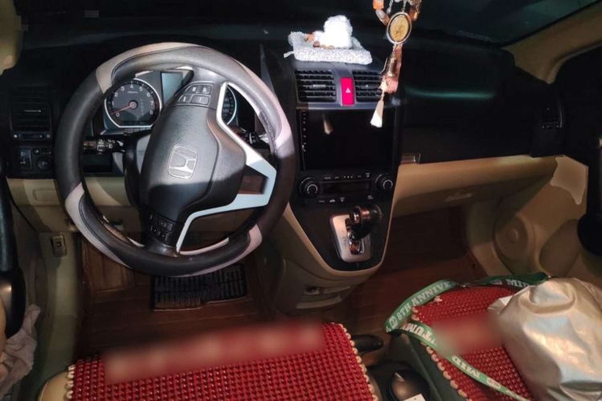 Used Honda CR-V 2010 2.4L automatic four-wheel drive luxury version Center Console