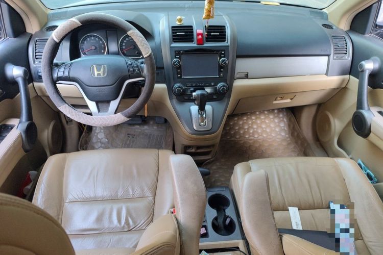 Used Honda CR-V 2010 2.4L automatic four-wheel drive luxury version Center Console