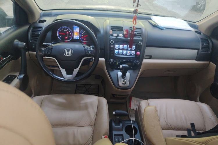Used Honda CR-V 2010 2.4L Automatic Four-Wheel Drive Prestige Navigation Edition Center Console