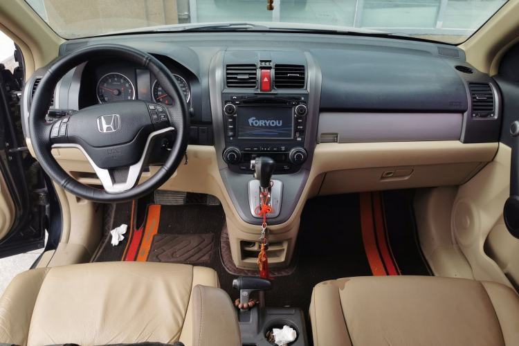 Used Honda CR-V 2010 2.4L automatic four-wheel drive luxury version Center Console