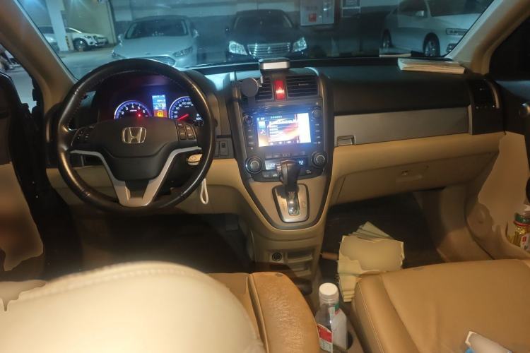 Used Honda CR-V 2010 2.4L automatic four-wheel drive luxury version Center Console