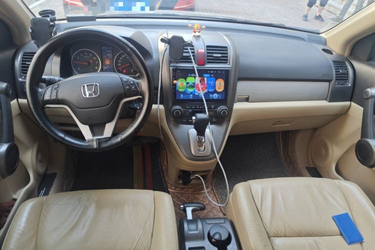 Used Honda CR-V 2010 2.4L automatic four-wheel drive luxury version Center Console