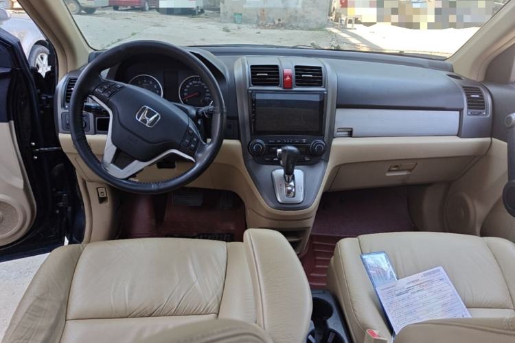 Used Honda CR-V 2010 2.4L automatic four-wheel drive luxury version Center Console