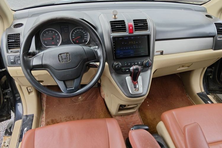 Used Honda CR-V 2010 2.0L automatic two-wheel drive urban version Center Console