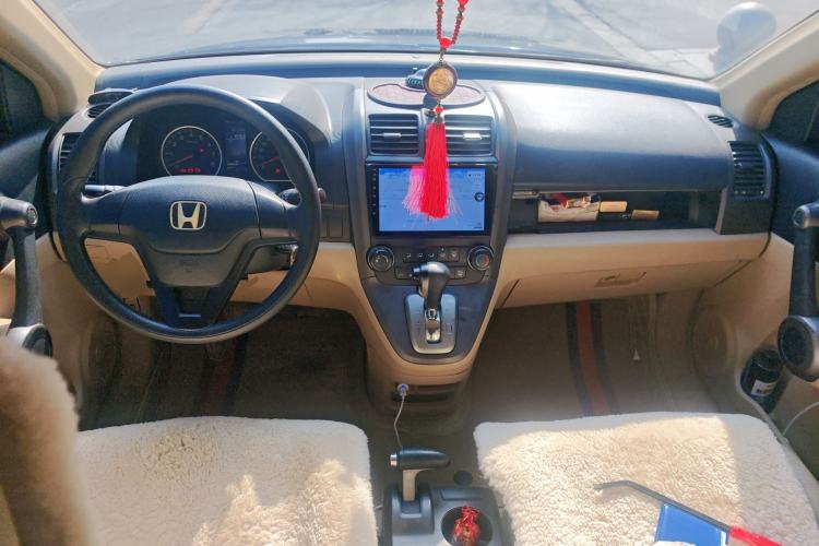 Used Honda CR-V 2010 2.0L automatic two-wheel drive urban version Center Console