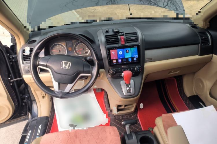 Used Honda CR-V 2010 2.0L Automatic Four-Wheel Drive Classic Edition Center Console