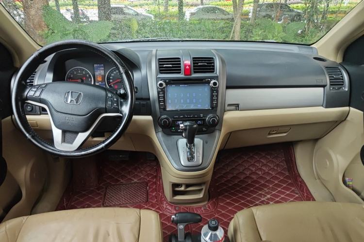 Used Honda CR-V 2010 2.4L automatic four-wheel drive luxury version Center Console