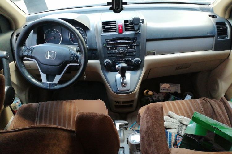 Used Honda CR-V 2010 2.4L automatic four-wheel drive luxury version Center Console