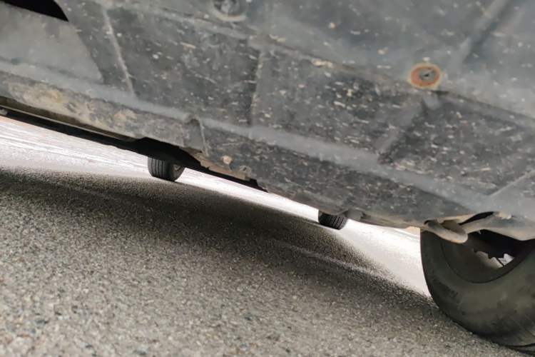 Used Honda CR-V 2010 2.4L automatic four-wheel drive luxury version Chassis Front